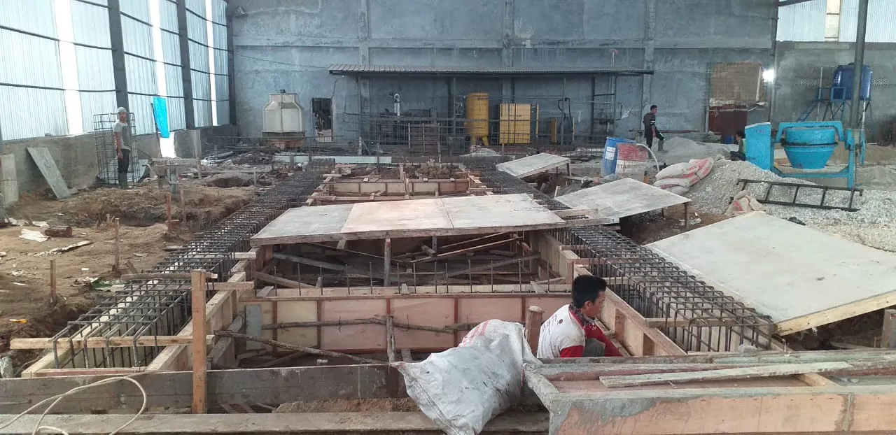 Dokumentasi proyek Pondasi dan Pemasangan Mesin Tissue, foto 10